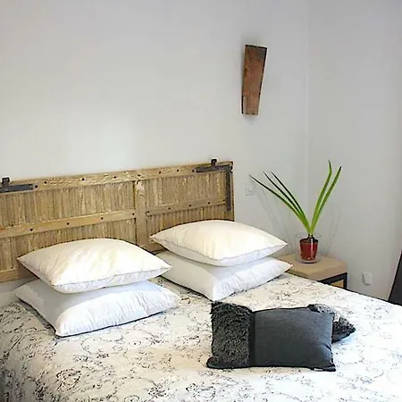Bergerie-jacuzzi Prive-riviere Chisa