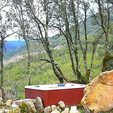Bergerie-jacuzzi Privé-rivière Сasa de vacaciones *